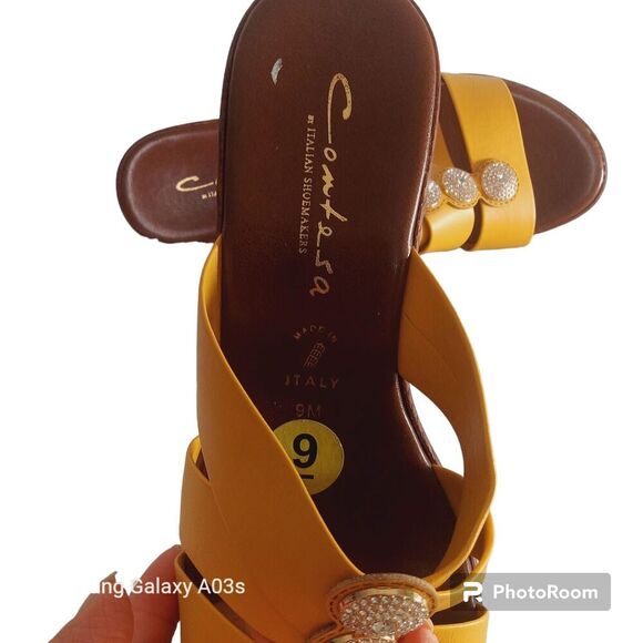 Comtesa Italian Shoemakers Wedges Sandals Yellow Size 9M - Picture 3 of 5